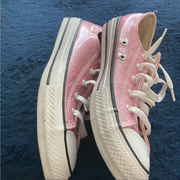 Converse big kids glitter pink shoes. Fits like a ladies 6. Excellent condition - Picture 4 of 6